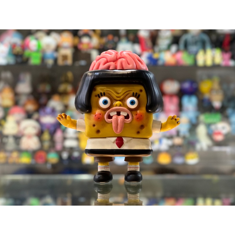 Unbox Industries x SpongeBob x Fok Queenie SPONGE Q