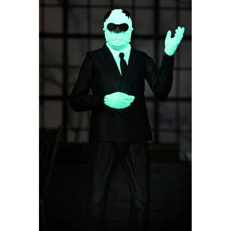 Universal Monsters  Glow-in-the-Dark Retro Invisible Man 7 Scale Action Figure (2024 Con Exclusive)