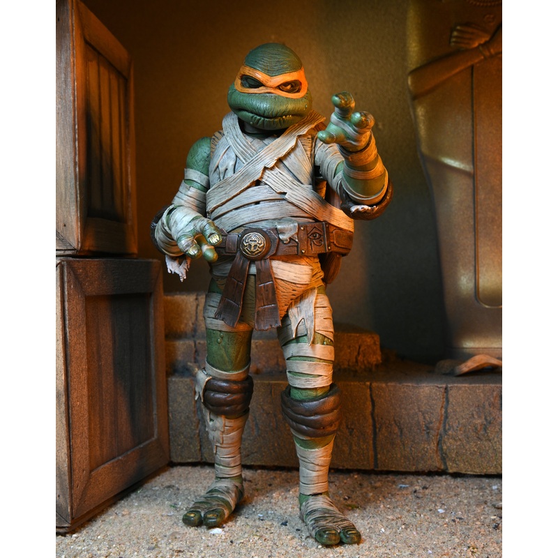 Universal Monsters x Teenage Mutant Ninja Turtles - Michelangelo as The Mummy 7 Scale Action Figure