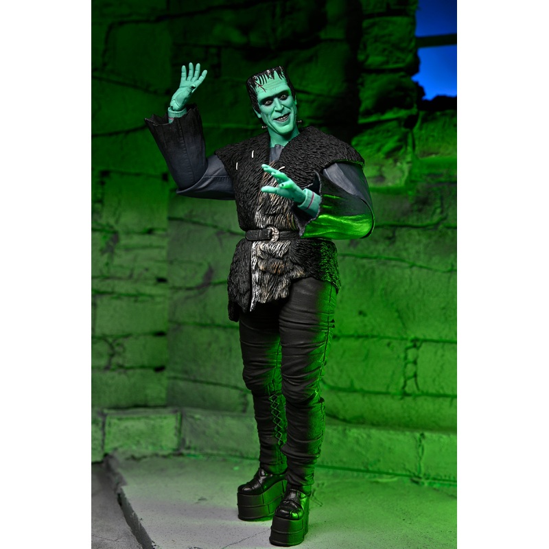 Rob Zombies The Munsters - Ultimate Herman Munster 7" Scale Action Figure