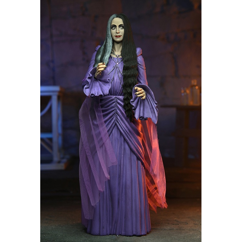 Rob Zombies The Munsters - Ultimate Lily Munster 7 Scale Action Figure