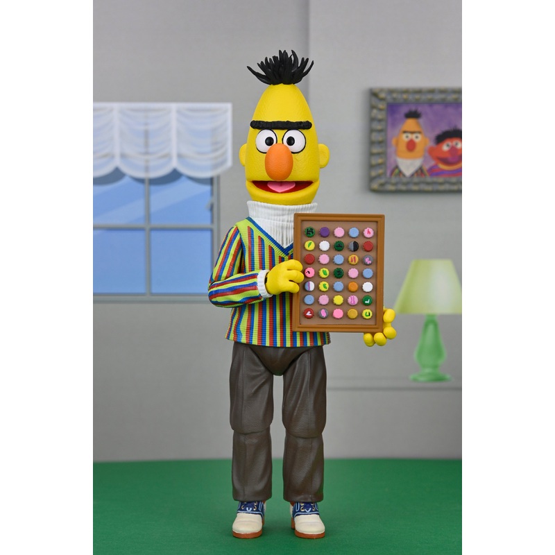Sesame Street - Ultimate Bert 7 Scale Action Figure