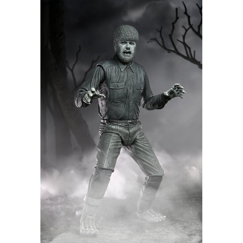 Universal Monsters - Ultimate Wolf Man (Black & White) 7" Scale Action Figure
