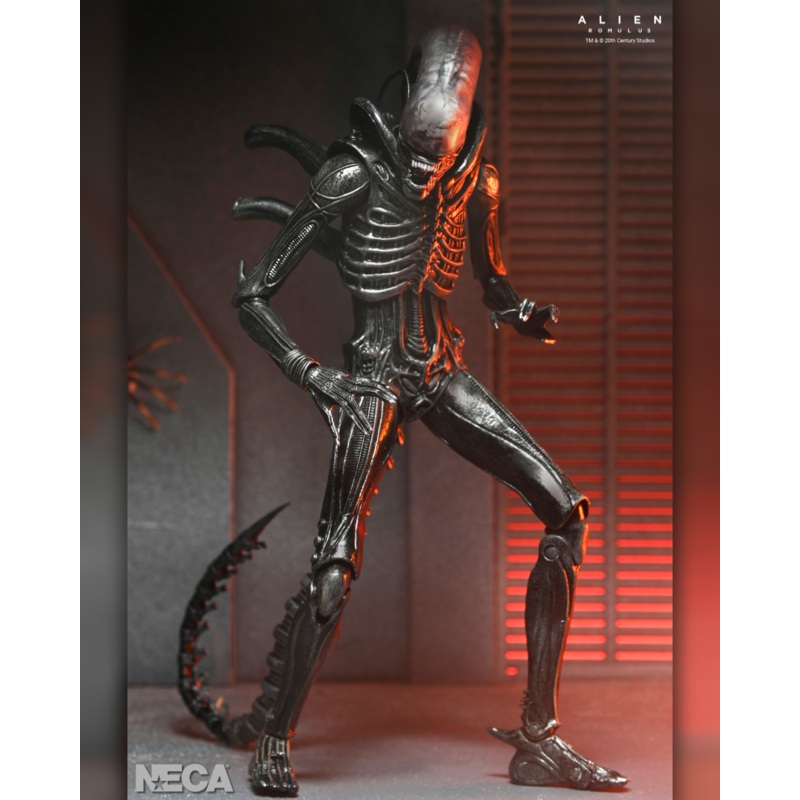 Alien: Romulus - Ultimate Xenomorph XX121 7" Scale Action Figure (PRE-ORDER)