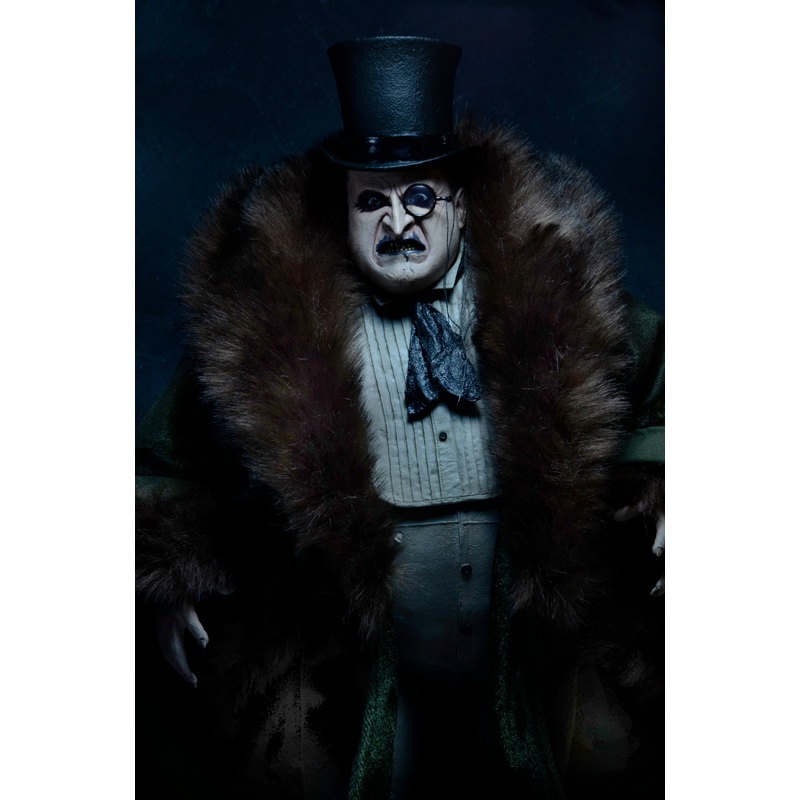 Batman Returns - 1/4 Scale Action Figure - Penguin (Danny Devito)