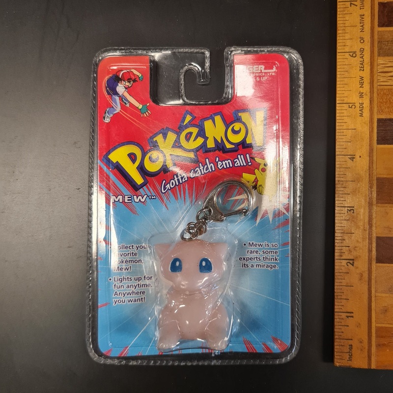 Pokemon - Vintage Light Up Key Chain - Mew