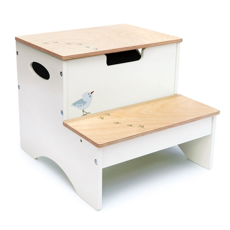 Tender Leaf Wooden furniture Forest Step