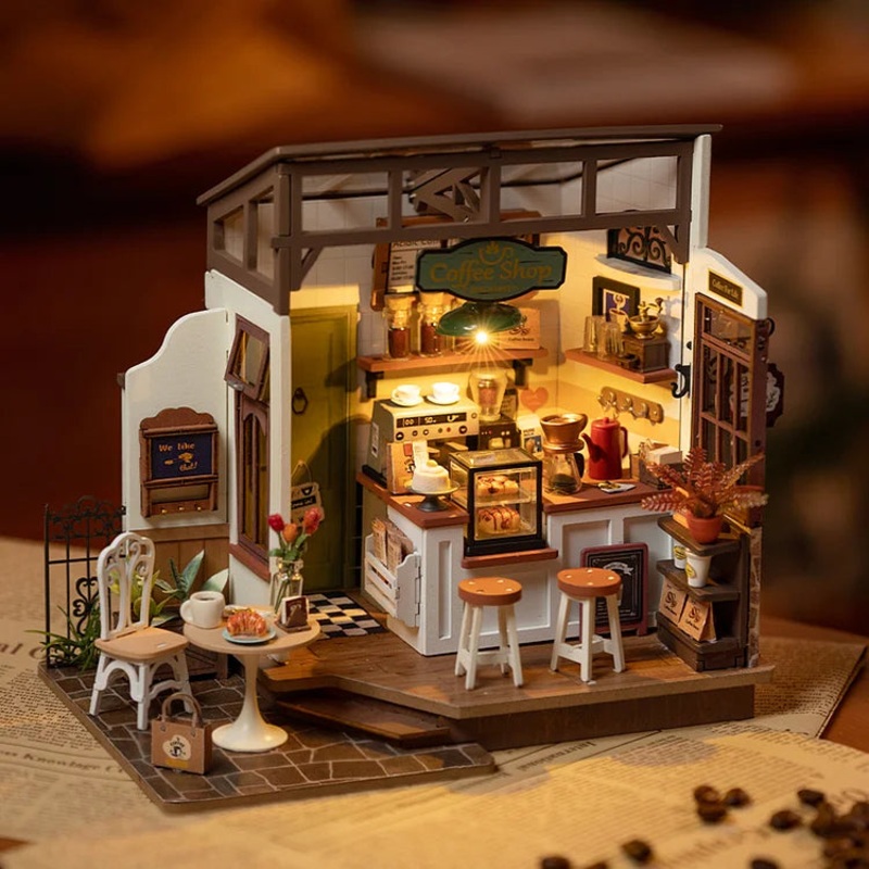 Rolife: No.17 Flavory Caf Miniature House Kit