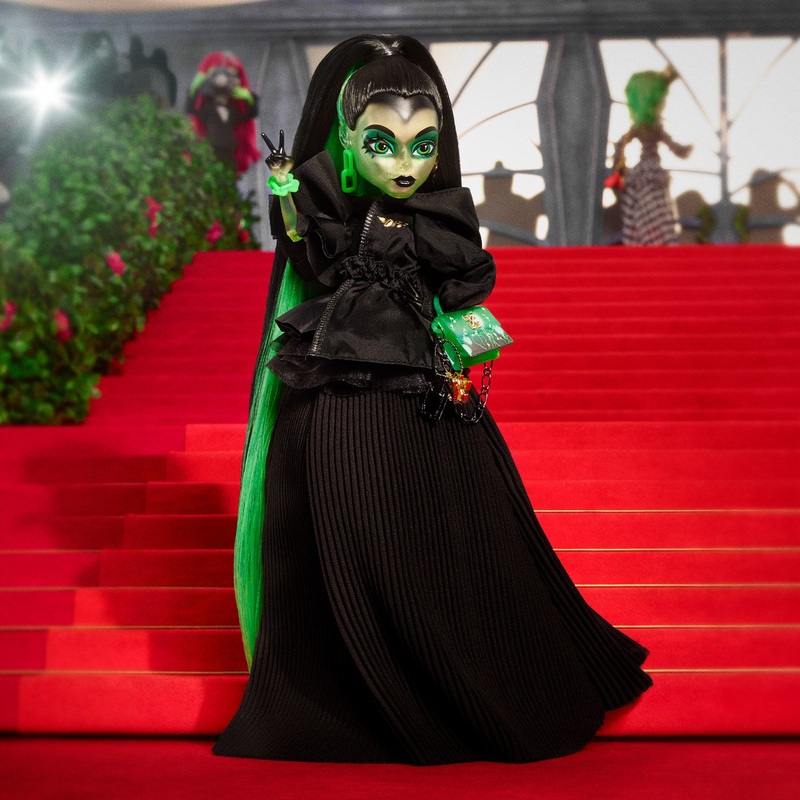 Off-White c/o Monster High Symphanee Midnight Doll