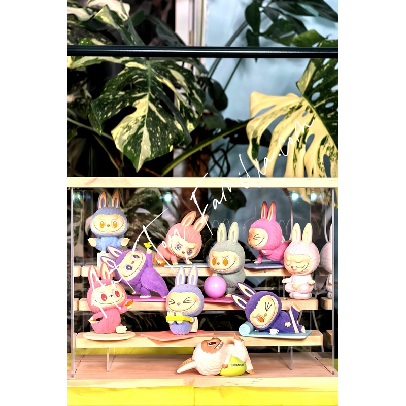 THE MONSTERS Lazy Yoga Series Figures -