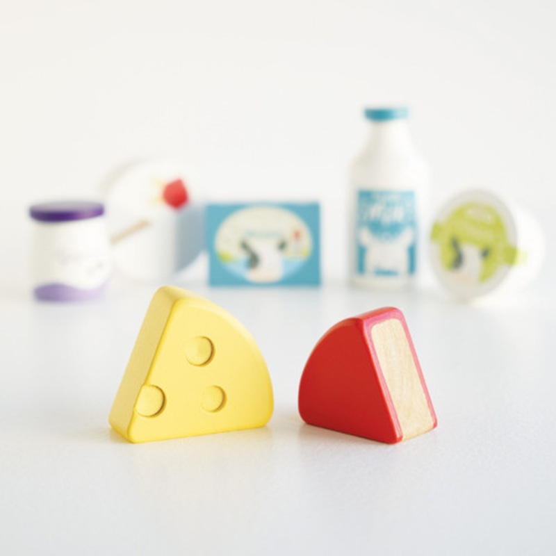 "Le Toy Van Honeybake - Cheese and Dairy in Crate"
